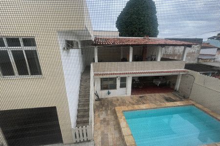 Casa à venda com 571m², 5 quartos e 6 vagas Casa à venda com 571m², 5 quartos e 6 vagasVista
