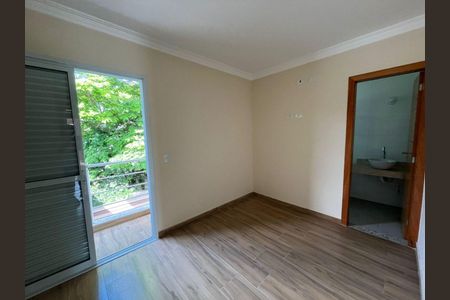 Casa à venda com 3 quartos, 200m² em Vila Pedra Branca, São Paulo