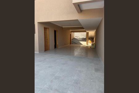Casa à venda com 3 quartos, 200m² em Vila Pedra Branca, São Paulo