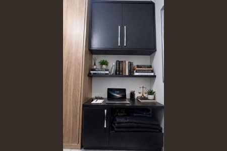 Apartamento à venda com 2 quartos, 55m² em Conjunto Promorar Raposo Tavares, São Paulo