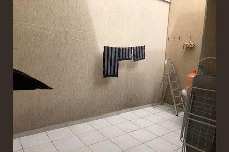 Casa à venda com 88m², 2 quartos e 1 vaga