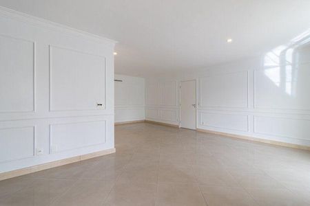 Apartamento para alugar com 165m², 3 quartos e 3 vagas