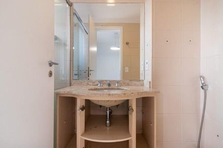 Apartamento para alugar com 165m², 3 quartos e 3 vagas