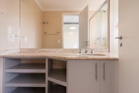 Apartamento para alugar com 165m², 3 quartos e 3 vagas