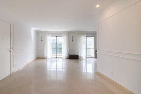 Apartamento para alugar com 165m², 3 quartos e 3 vagas