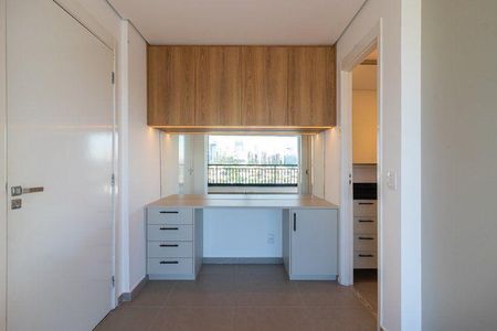 Apartamento para alugar com 1 quarto, 46m² em Empresarial 18 do Forte, Barueri