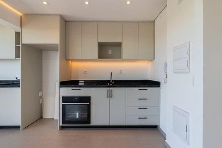 Apartamento para alugar com 1 quarto, 46m² em Empresarial 18 do Forte, Barueri