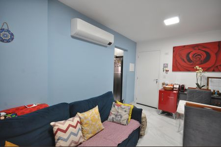 Apartamento à venda com 74m², 2 quartos e 2 vagasSala