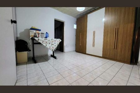 Casa à venda com 6 quartos, 193m² em Jardim Panorama (Zona Leste), São Paulo