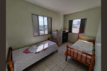 Casa à venda com 6 quartos, 193m² em Jardim Panorama (Zona Leste), São Paulo