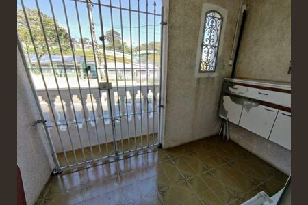 Casa à venda com 6 quartos, 193m² em Jardim Panorama (Zona Leste), São Paulo
