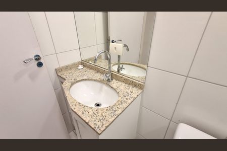 Apartamento à venda com 66m², 2 quartos e 2 vagas Apartamento à venda com 66m², 2 quartos e 2 vagasBanheiro Social
