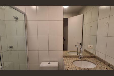 Apartamento à venda com 66m², 2 quartos e 2 vagas Apartamento à venda com 66m², 2 quartos e 2 vagasBanheiro Suíte