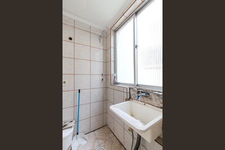 Apartamento à venda com 47m², 1 quarto e sem vaga Apartamento à venda com 47m², 1 quarto e sem vagaCozinha e Área de Serviço