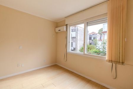 Quarto de apartamento à venda com 1 quarto, 47m² em Azenha, Porto Alegre