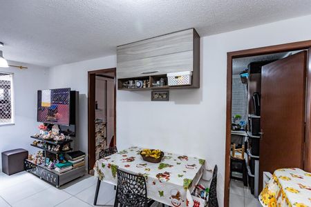 Sala de apartamento à venda com 2 quartos, 50m² em Vila Zat, São Paulo