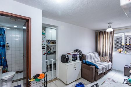 Sala de apartamento à venda com 2 quartos, 50m² em Vila Zat, São Paulo