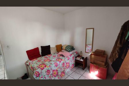Casa à venda com 44m², 2 quartos e 1 vaga Casa à venda com 44m², 2 quartos e 1 vagaQuarto 2
