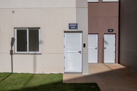 Apartamento para alugar com 53m², 2 quartos e 1 vaga Apartamento para alugar com 53m², 2 quartos e 1 vagaÁrea Comum - Espaço Kids