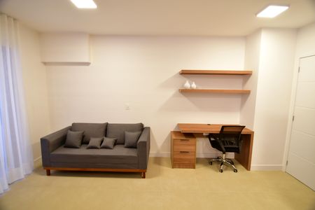 Sala de kitnet/studio para alugar com 1 quarto, 46m² em Centro, Campinas
