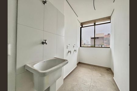 Apartamento à venda com 145m², 3 quartos e 2 vagasLavanderia 