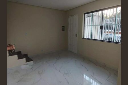 Foto 04 de casa à venda com 2 quartos, 70m² em Cidade Líder, São Paulo