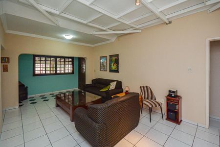 Sala de casa à venda com 4 quartos, 360m² em Vila Anhanguera, São Paulo