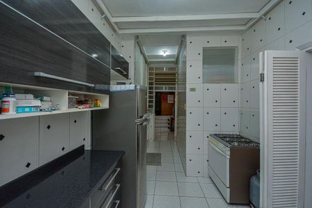 Cozinha de casa à venda com 4 quartos, 360m² em Vila Anhanguera, São Paulo