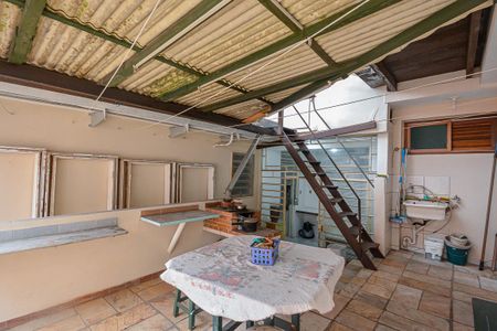 Quintal de casa à venda com 4 quartos, 360m² em Vila Anhanguera, São Paulo