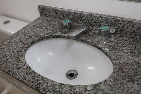 Apartamento para alugar com 64m², 2 quartos e sem vaga Apartamento para alugar com 64m², 2 quartos e sem vagaBanheiro da Suíte 2