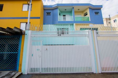 Fachada de casa à venda com 3 quartos, 184m² em Vila Eldizia, Santo André