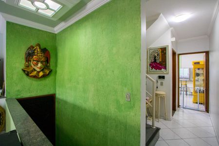 Sala de casa à venda com 3 quartos, 184m² em Vila Eldizia, Santo André