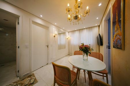 Apartamento à venda com 36m², 2 quartos e sem vagaSala/Cozinha/Área de Serviço 