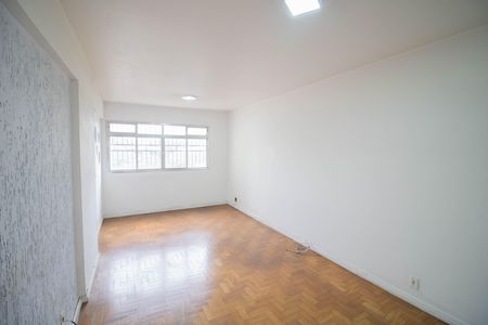 Apartamento para alugar com 77m², 2 quartos e 1 vagaSALA