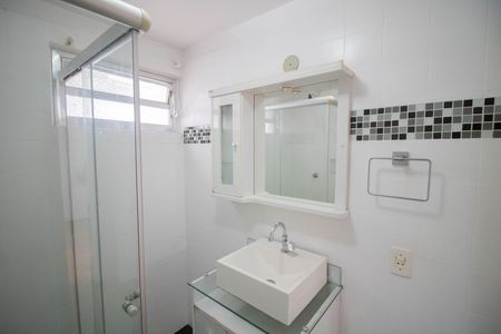 Apartamento para alugar com 77m², 2 quartos e 1 vagaBANHEIRO