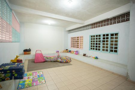 Apartamento para alugar com 77m², 2 quartos e 1 vagaÁREA COMUM