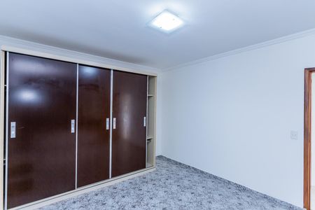 Casa para alugar com 140m², 2 quartos e sem vaga Casa para alugar com 140m², 2 quartos e sem vagaSuite