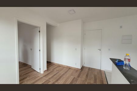 Sala de apartamento para alugar com 1 quarto, 32m² em Vila Monte Belo, Itaquaquecetuba