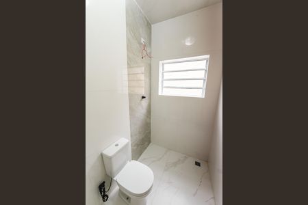 Casa para alugar com 140m², 3 quartos e 2 vagas Casa para alugar com 140m², 3 quartos e 2 vagasBanheiro da Suíte