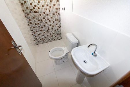 Apartamento para alugar com 39m², 2 quartos e sem vagaBanheiro