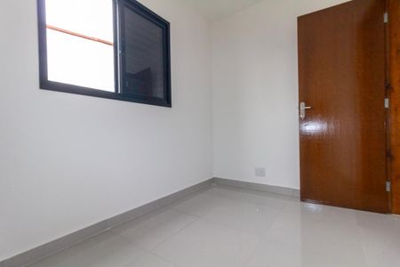 Quarto 2 de apartamento para alugar com 2 quartos, 39m² em Penha de França, São Paulo