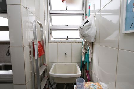 Apartamento à venda com 55m², 3 quartos e 1 vagaÁrea de Serviço