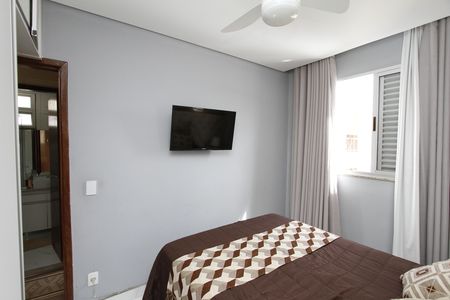 Apartamento à venda com 55m², 3 quartos e 1 vagaQuarto 1