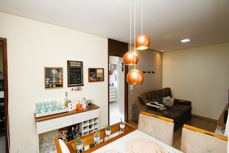 Sala de apartamento à venda com 3 quartos, 55m² em Nova Barroca, Belo Horizonte