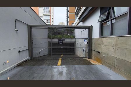 Apartamento para alugar com 128m², 3 quartos e 2 vagas Apartamento para alugar com 128m², 3 quartos e 2 vagasFachada + Plaquinha