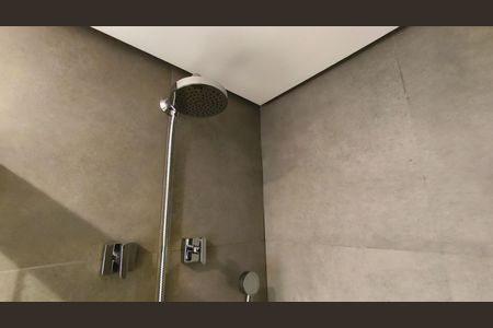Apartamento para alugar com 128m², 3 quartos e 2 vagas Apartamento para alugar com 128m², 3 quartos e 2 vagasBanheiro da Suíte 1