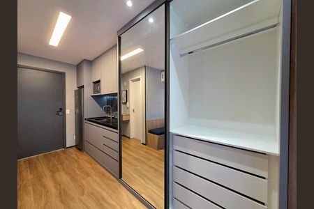 Studio para alugar com 32m², 1 quarto e sem vagaArmários