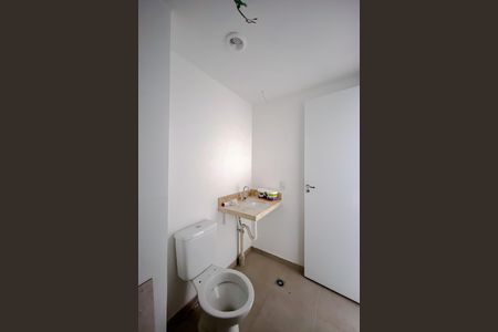 Banheiro de kitnet/studio para alugar com 1 quarto, 24m² em Vila Leopoldina, São Paulo