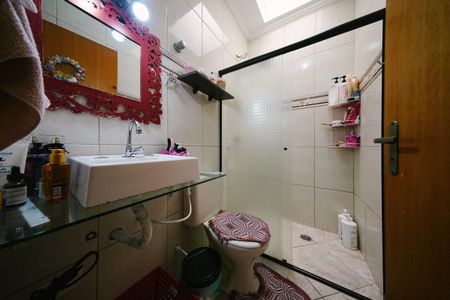 Casa para alugar com 140m², 3 quartos e 2 vagas Casa para alugar com 140m², 3 quartos e 2 vagasBanheiro