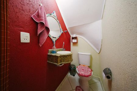 Casa para alugar com 140m², 3 quartos e 2 vagas Casa para alugar com 140m², 3 quartos e 2 vagasLavabo